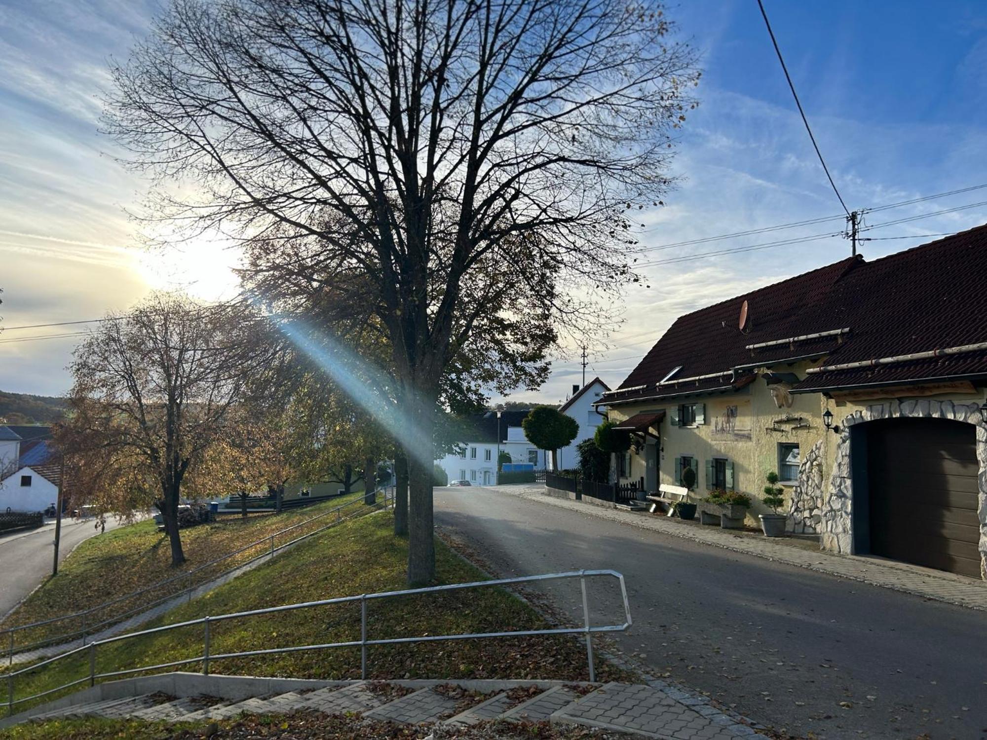 Ferienwohnung Im Usseltal - Zirben Spa - Monheimer Alb - Altmuehltal - Familie Geyer Daiting Monheim  Bagian luar foto