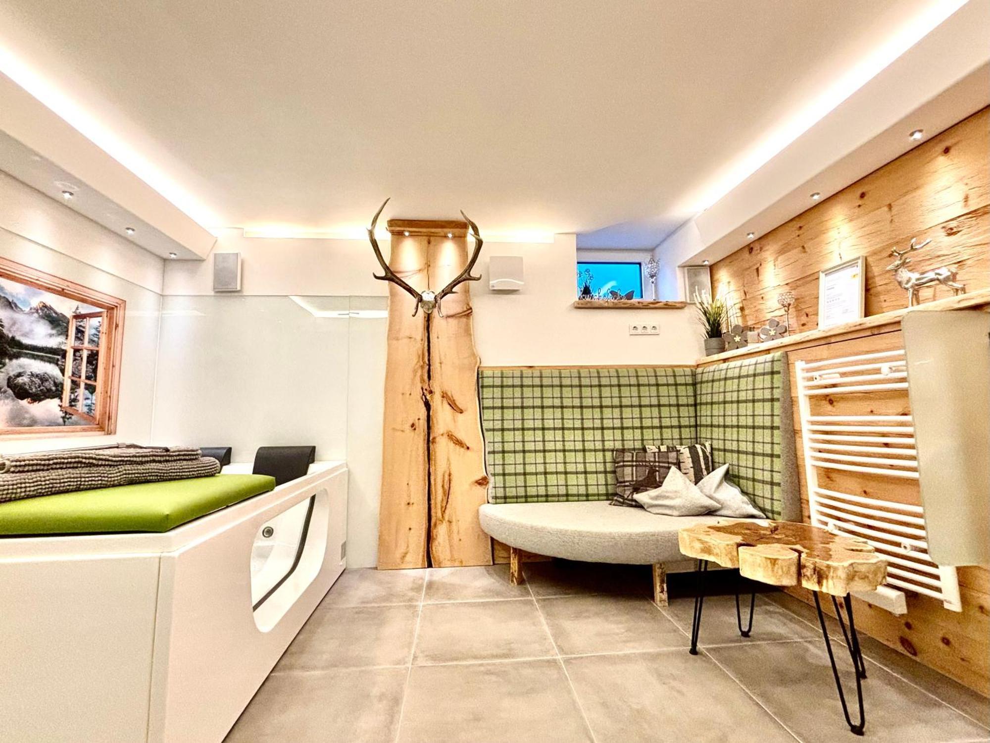 Ferienwohnung Im Usseltal - Zirben Spa - Monheimer Alb - Altmuehltal - Familie Geyer Daiting Monheim  Bagian luar foto